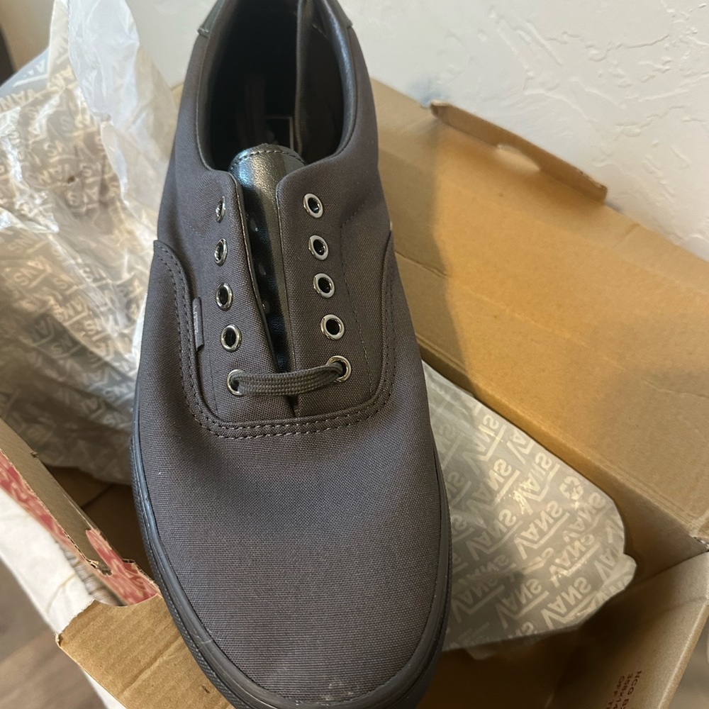 Men’s size 13 VANS new in box, Gunmetal grey